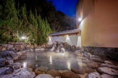 湯本観光ホテル　西京