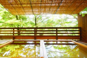 本館大浴場「万葉の湯」