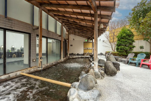 はだの・湯河原温泉 万葉の湯