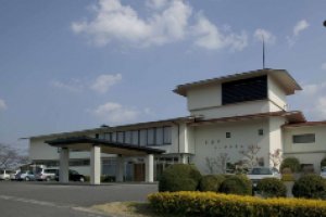 青蓮寺レークホテル