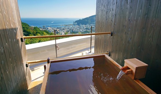絶景掛け流しの宿 熱海月右衛門