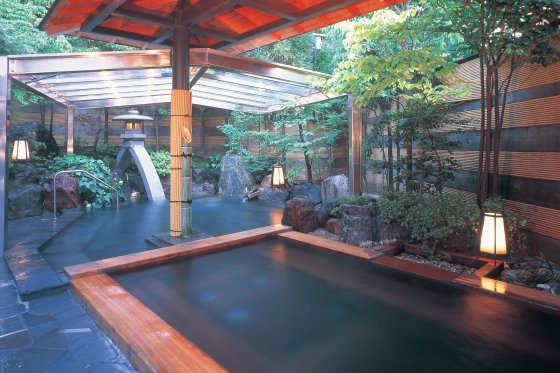 雄山閣